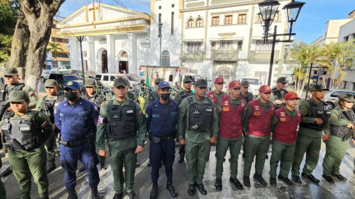 Cuerpos De Seguridad Y Fanb Desplegados En Miranda Para Garantizar