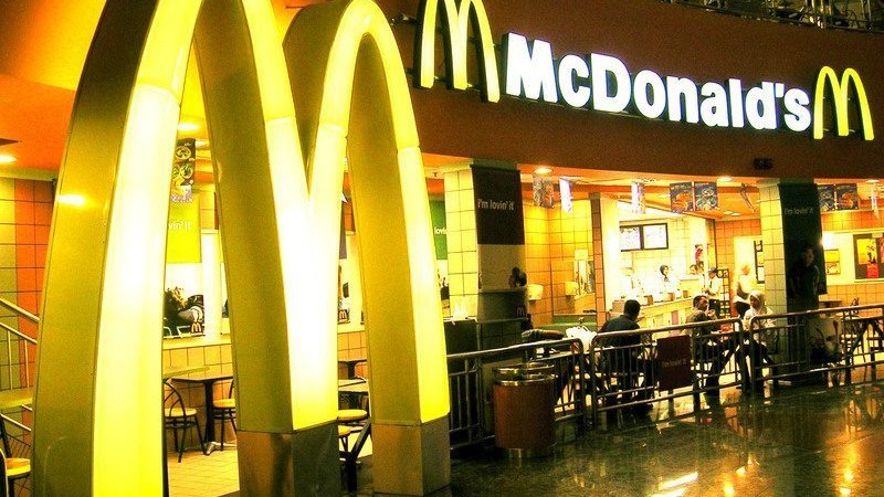 McDonald"s, no solo su comida mata! Empleados denuncian acoso sexual en más  de 30 ciudades de EEUU