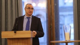 Embajador de Israel, Eitan Naeh
