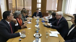 Reunión de la comisión electoral de Rusia y Venezuela