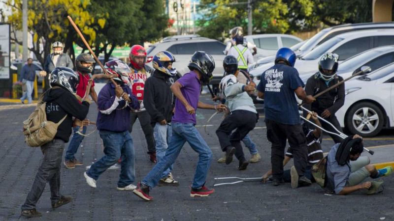 El Gobierno Nacional de Nicaragua en repuesta, ha llamado a la instalación de mesas de diálogos para superar la violencia opositora