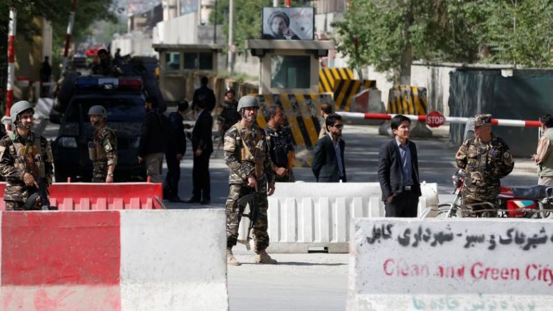 Entrada del Ministerio de Rehabilitación Rural y Desarrollo en Kabul, Afganistán,
