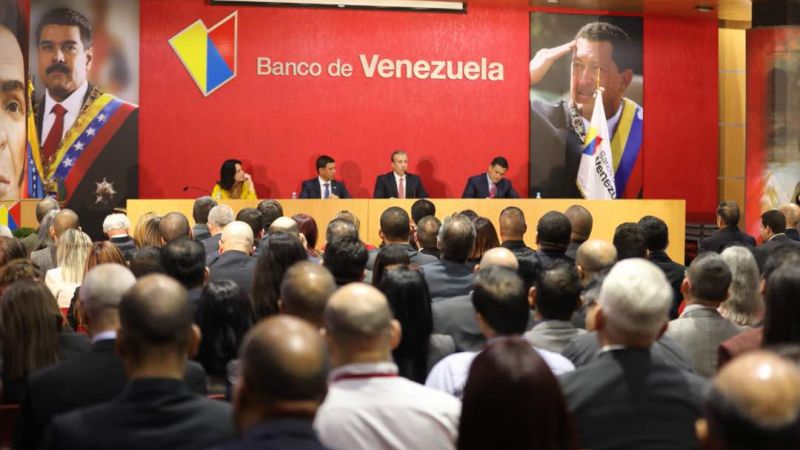 Vicepresidente para el área económica, Tareck el Aissami durante el aniversario del Banco de Venezuela