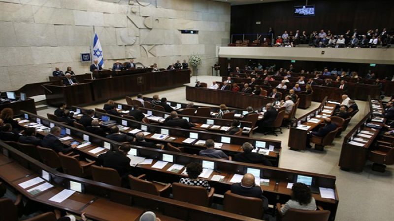 Esta resolución determina que el hebreo pasará a ser el único idioma oficial
