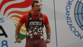 Triunfo de la patria Jesús “El trompo" González