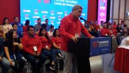 En 12 mesas de trabajos delegados del PSUV debaten estructura organizativa del partido