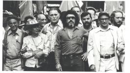 Militantes revolucionarios