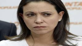María "la loca" Machado busca militantes y crea partidos