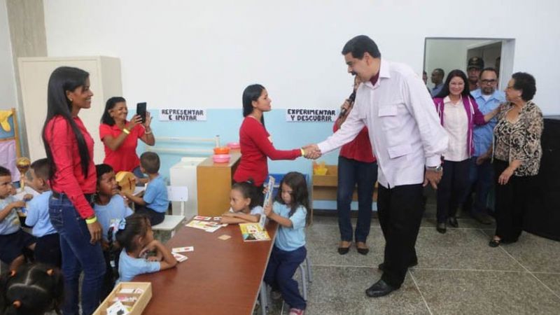 A los maestros en su día! Presidente Maduro: Gracias por reinventarse en medio de las dificultades