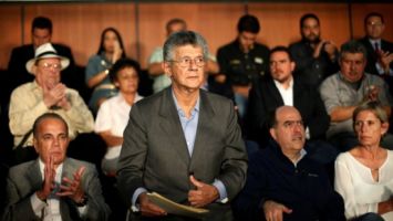 Lacayos de la oposición venezolana