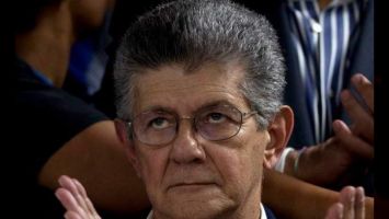 La oposición y sus enredos