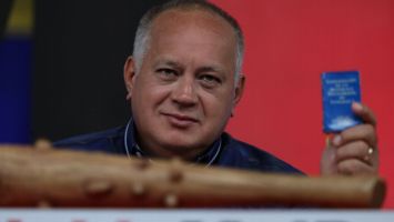 Actitud del señor Borrell es propia de quienes aún creen que Venezuela sigue siendo colonia, sentenció Cabello