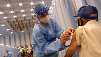 Hay un total de 365.941 pacientes recuperados, lo que representa el 95% de los casos, indicó Rodríguez