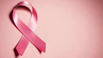 Según cifras de la OMS del año 2012, el cáncer de mama afecta anualmente a 1,7 millones de personas, esto representa 11,9% de los 14 millones de personas en el mundo