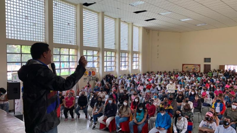 Agradeció Jehyson Guzmán al presidente Nicolás Maduro el envío de las dosis necesarias para vacunar al personal del sector educativo contra la COVID-19