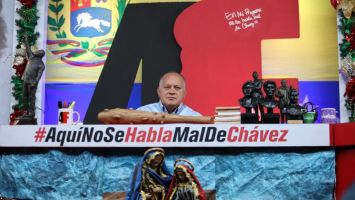 "Tengan cuidado, se le puede salir una rueda a la carreta", alertó Cabello a la oposición