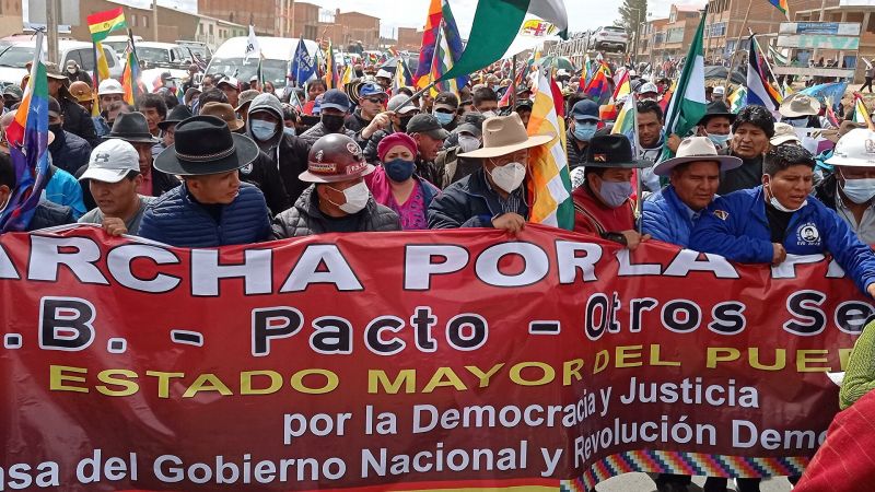 Pueblo boliviano respalda al jefe de Estado