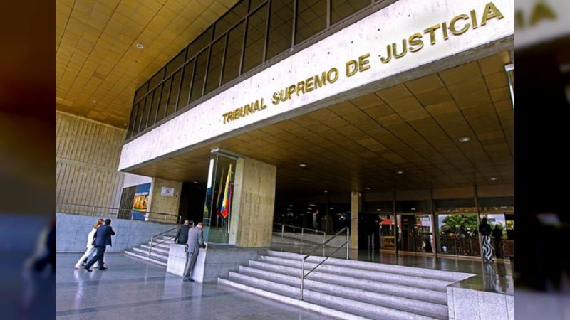 Se resolvió inhabilitar para el ejercicio de cualquier cargo público al ciudadano Freddy Francisco Superlano Salinas