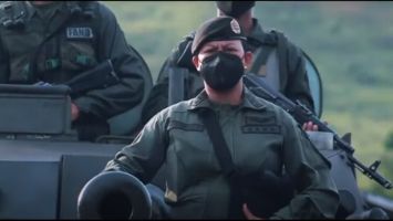 la capitana Ramona Campos Vásquez es la primera oficial de comando en convertirse en comandante de un escuadrón de caballería motorizada