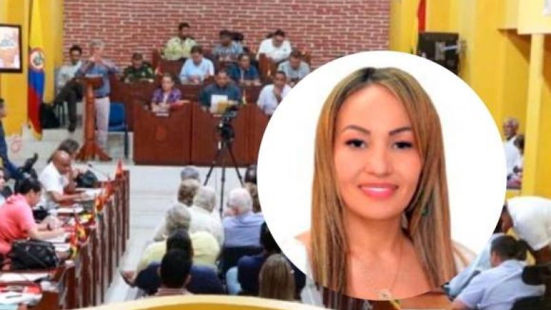 La funcionario cargaba un arma de fuego y una alta sumadinero en efectivo