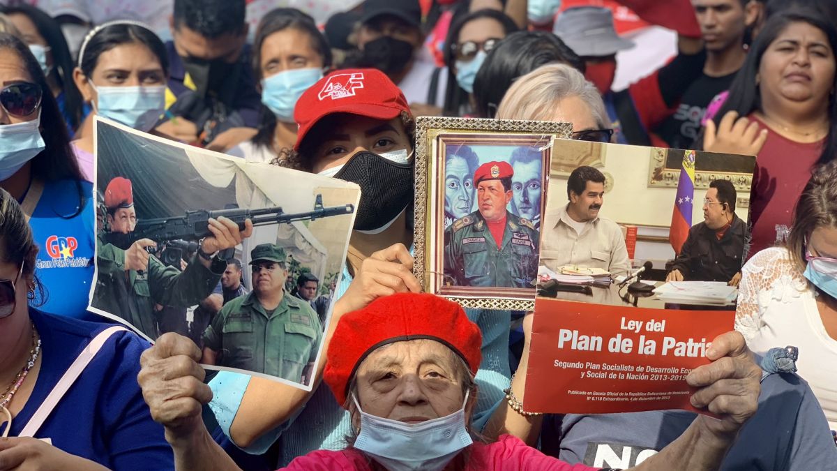 El pueblo venezolano se moviliza para conmemorar los 30 años del 4F