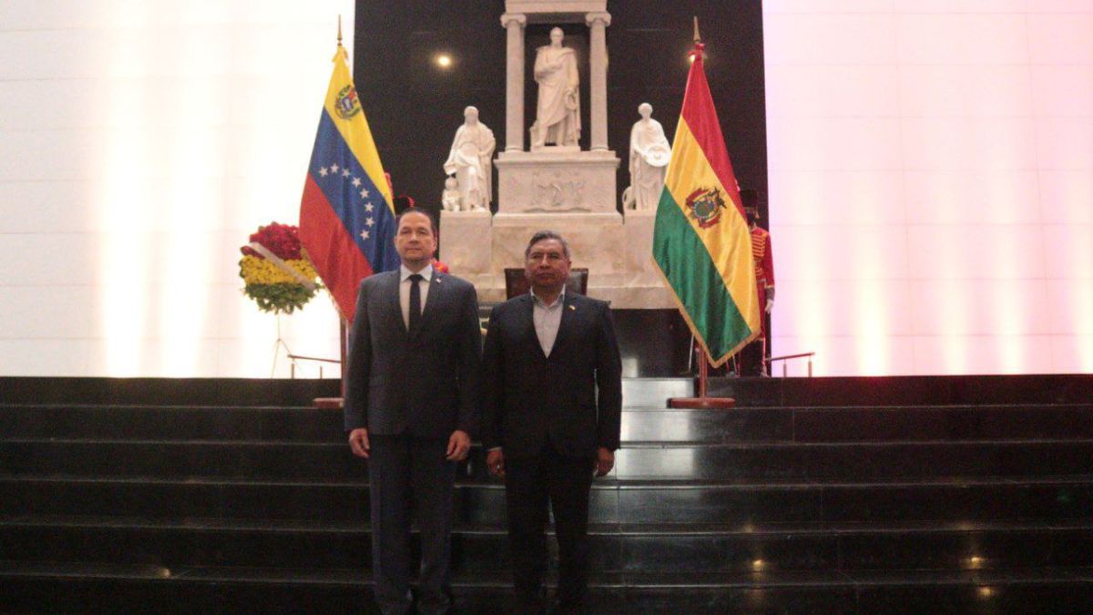 Cancilleres de Venezuela y Bolivia