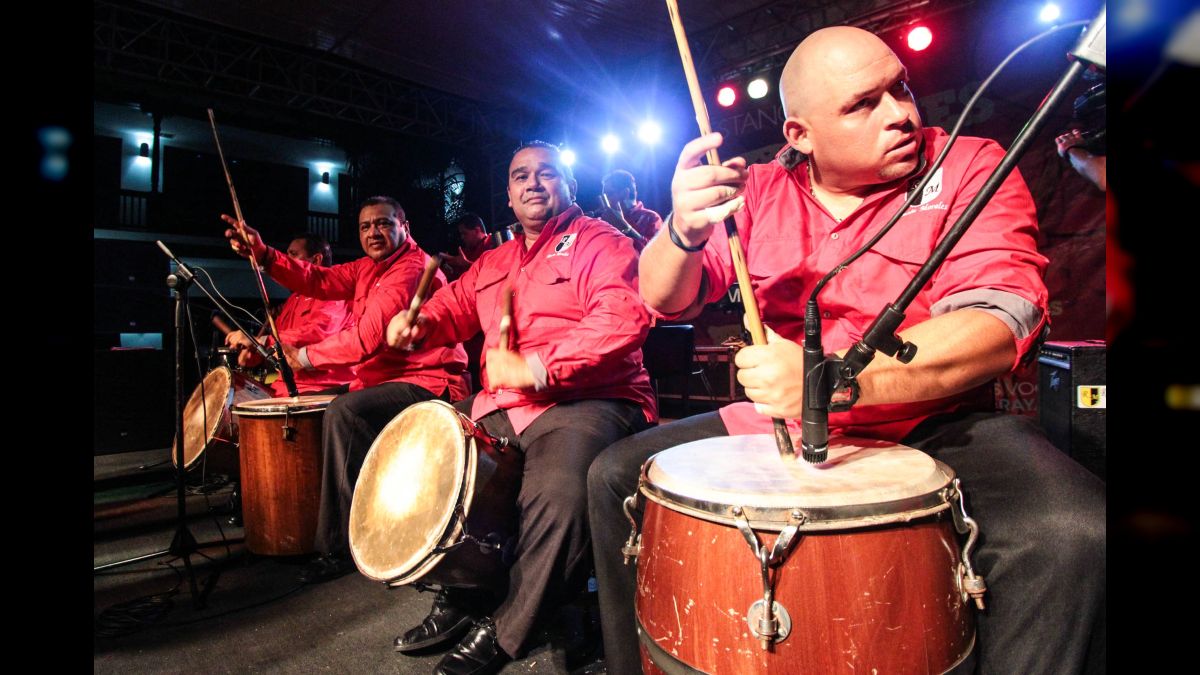 Los sonidos del cuatro, el furro y la tambora que alegran a los venezolanos cada temporada decembrina, se celebran hoy en una gran fiesta, la gaita zuliana como Patrimonio Cultural de Venezuela
