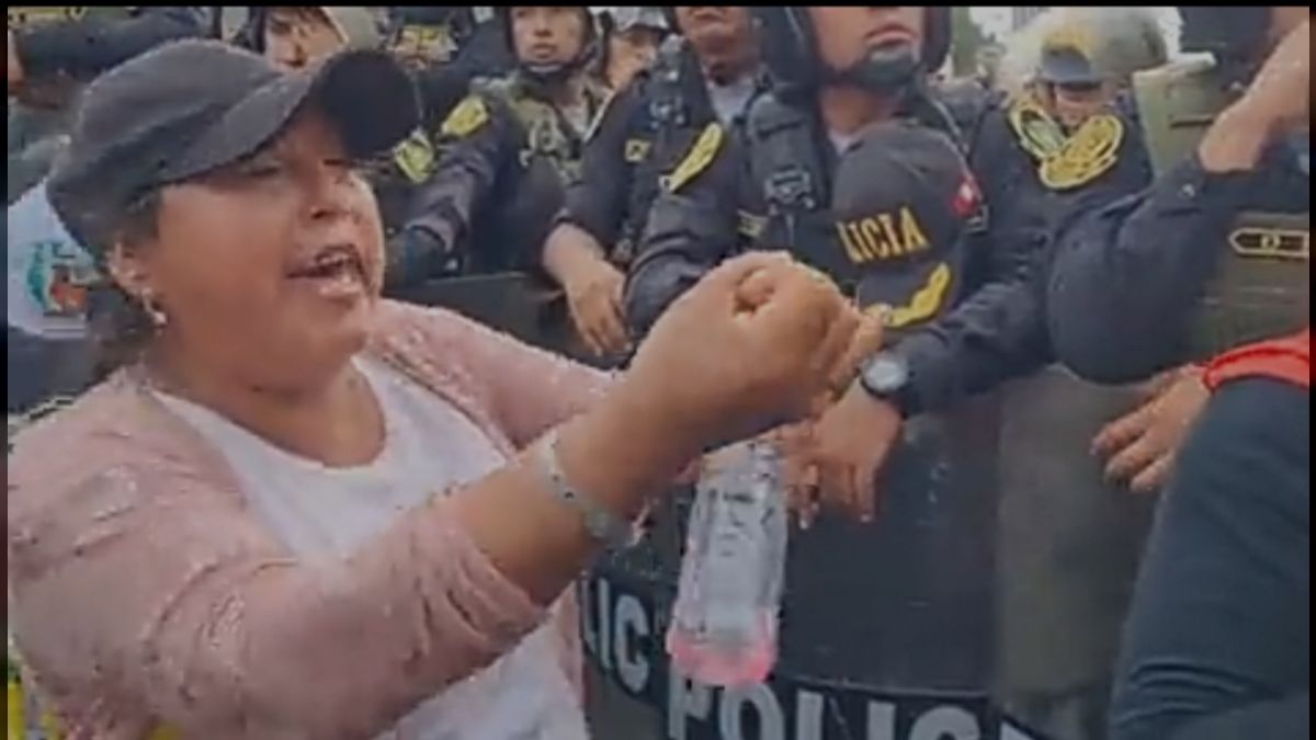 Pueblo peruano denuncia censura de las represiones por parte de los