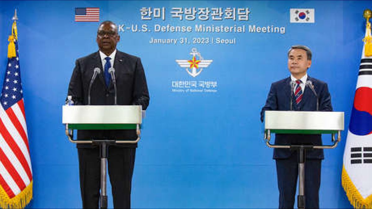 Secretario de Defensa de Lloyd Austin junto a su homólogo de  Corea del Sur, Lee Jong-sup