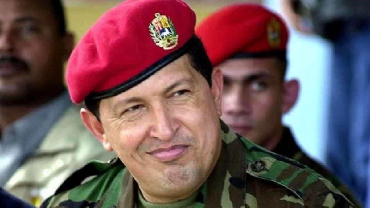 Красные береты. Уго Чавес армия. Уго Чавес фото. Уго Чавес в форме. Уго Чавес десантник.