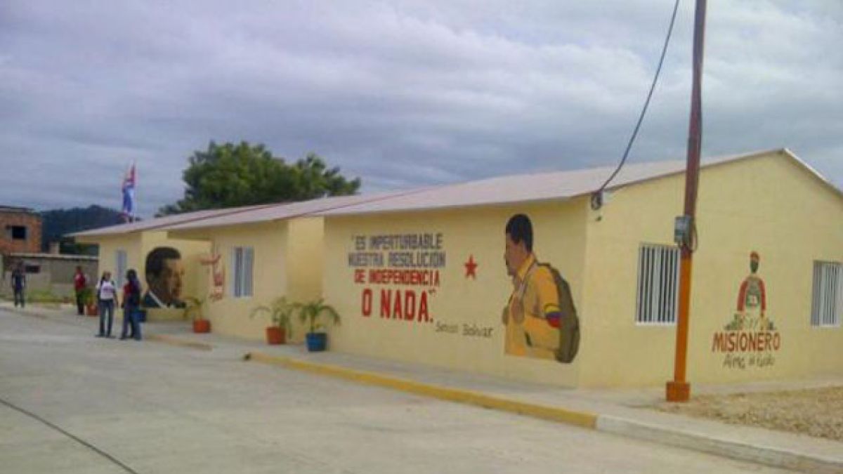 El 7 de junio del 2014, el Gobierno Nacional instaló la primera Base de Misiones Socialistas en la localidad Dividivi Uno, barrio El Milagro del estado de Miranda