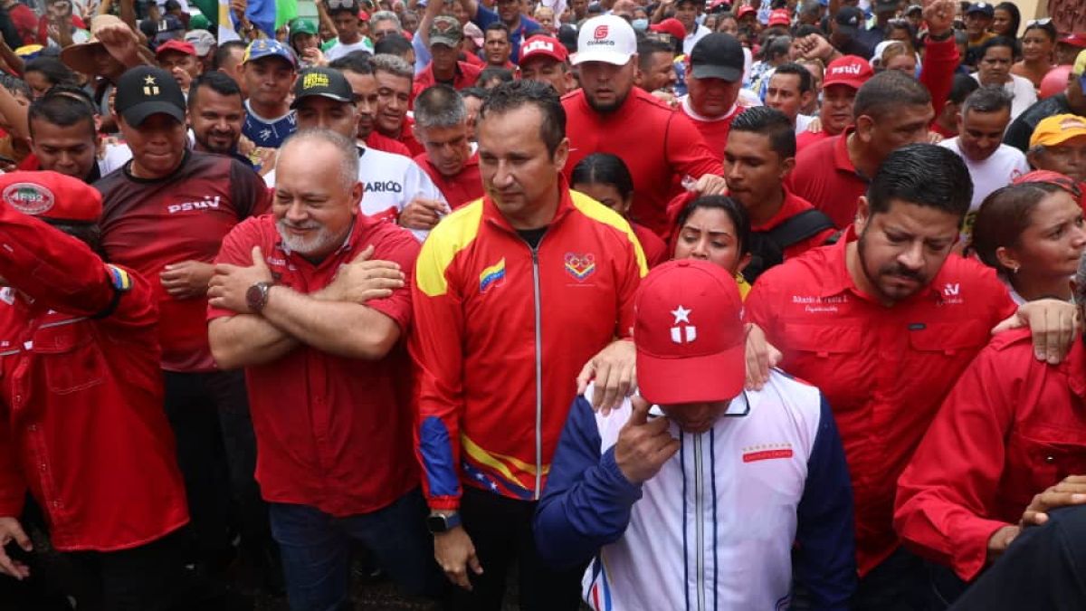 Marcha en respaldo al presidente Nicolás Maduro en el estado Guárico