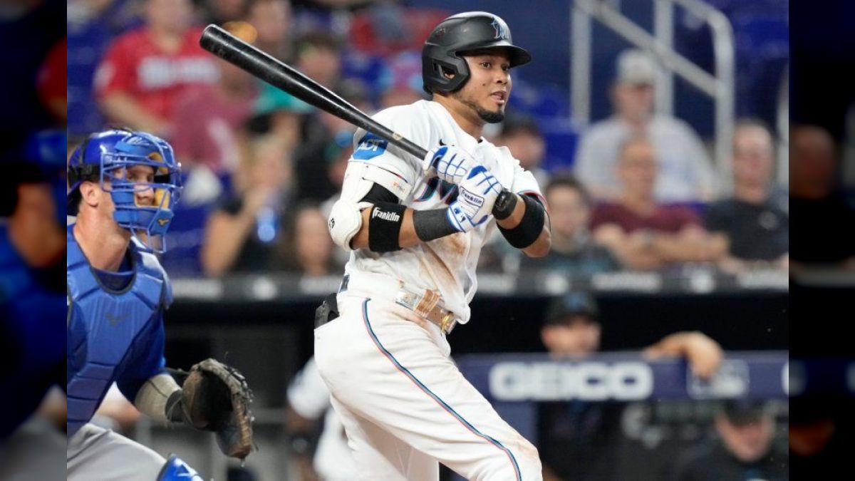 ¡Poder criollo! Luis Arráez es el líder bate de toda la MLB y lo
