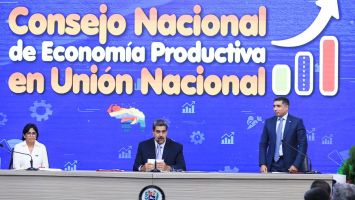 "Visualicemos los próximos tres años cómo hacer para hacer más efectivo el crédito bancario", ordenó