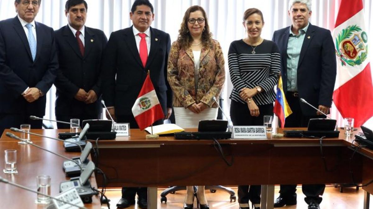 la Liga Parlamentaria de Amistad Perú- Venezuela del Congreso de la República del Perú