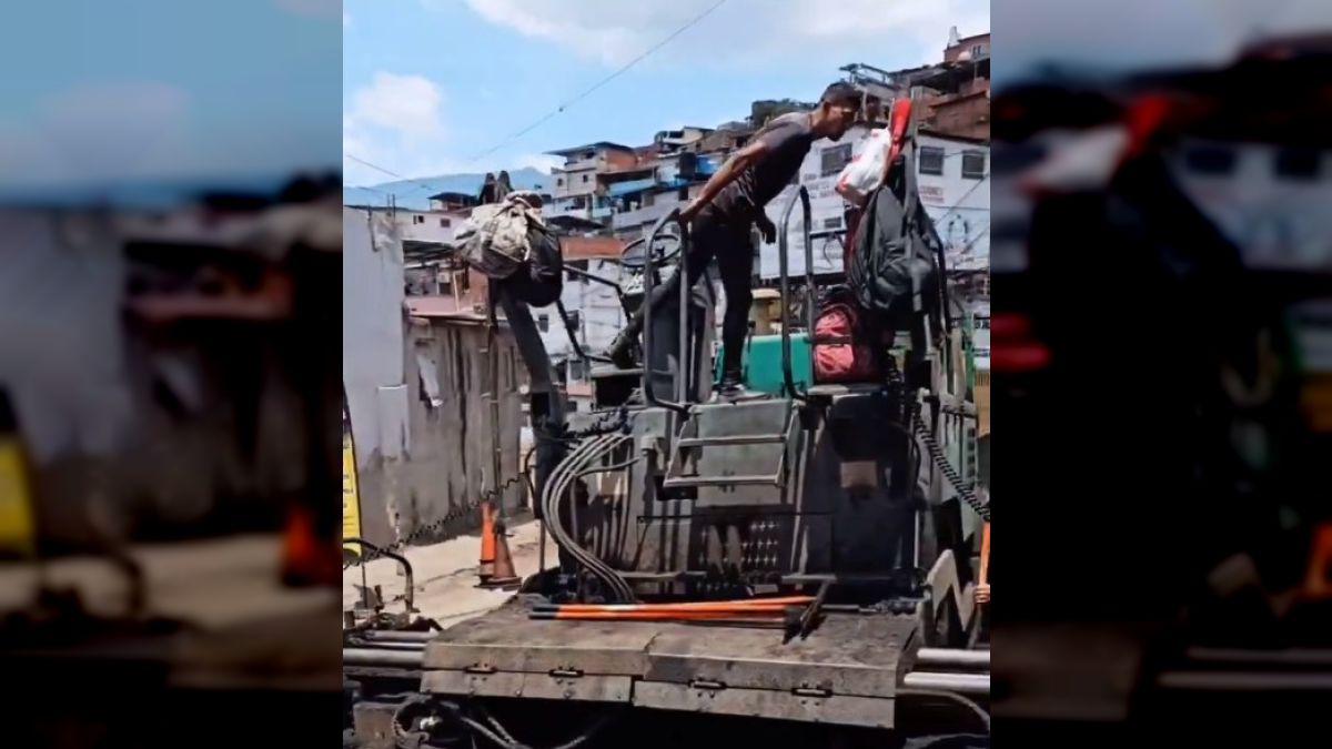 Nahum recalcó que estos trabajos se realizan por medio del Plan Asfalto ideado por el presidente Nicolás Maduro para embellecer las calles de la capital venezolana