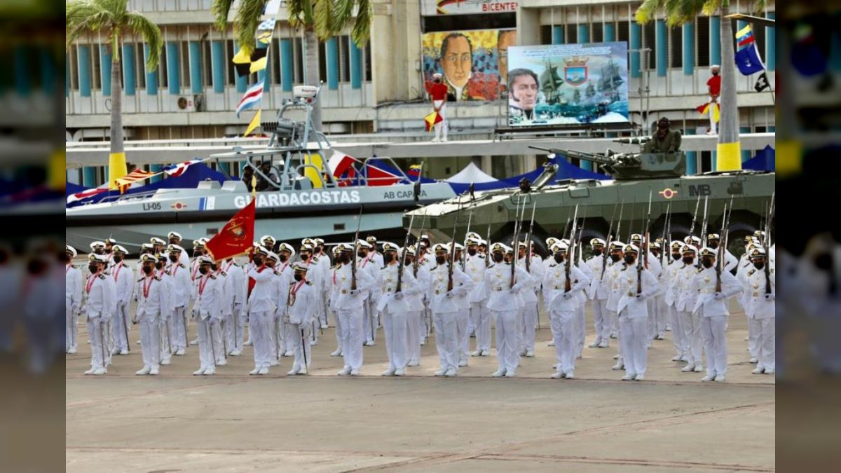 El 21 de abril  de 1811 se crea  en el estado La Guaira la primera Escuela Naval de Venezuela