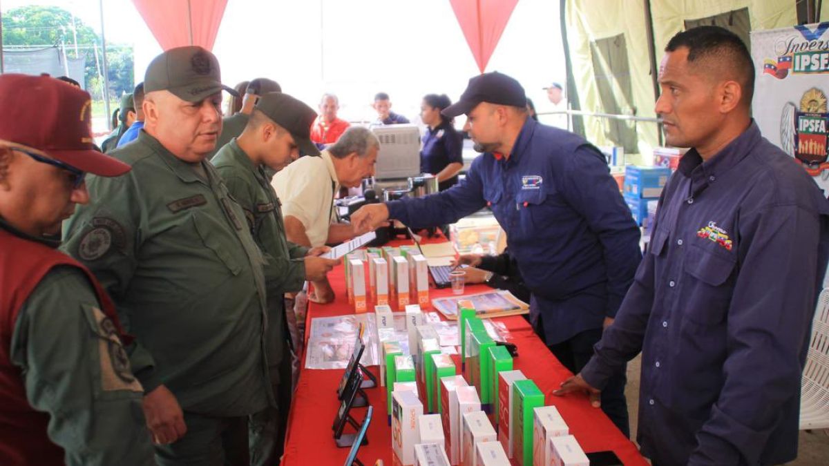 The FANB works to guarantee peace for the Venezuelan people