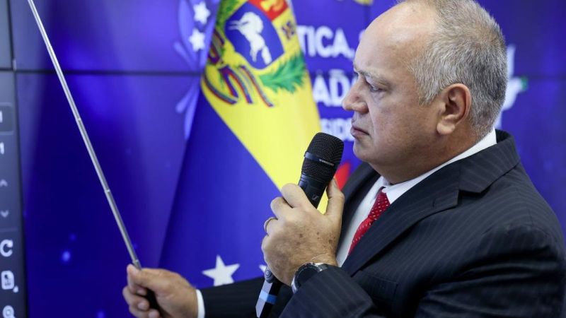 Las operaciones de envío de armas tienen como coordinador a Iván Simonovis