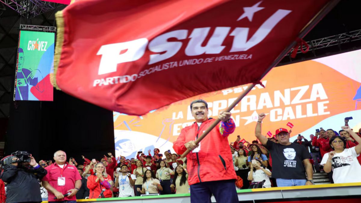 Presidente Maduro celebra 17 Aniversario del Primer Congreso del PSUV