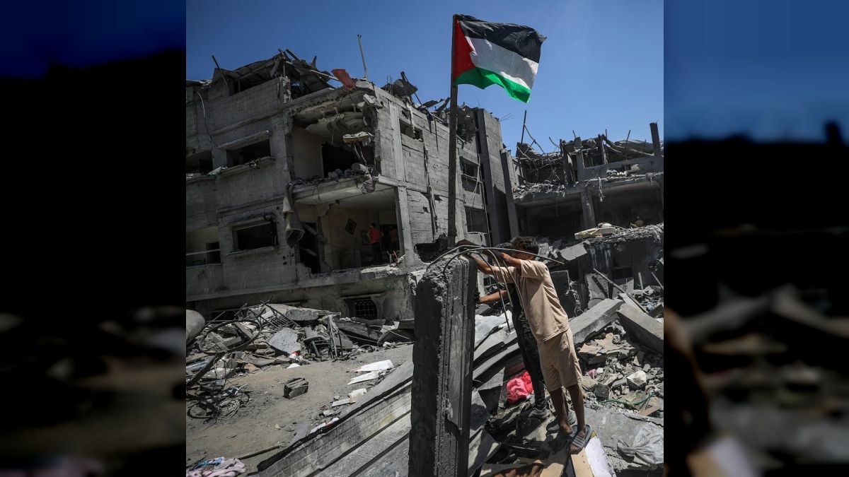 UNRWA assured that nothing can justify the collective punishment of the Palestinian people and called for a ceasefire