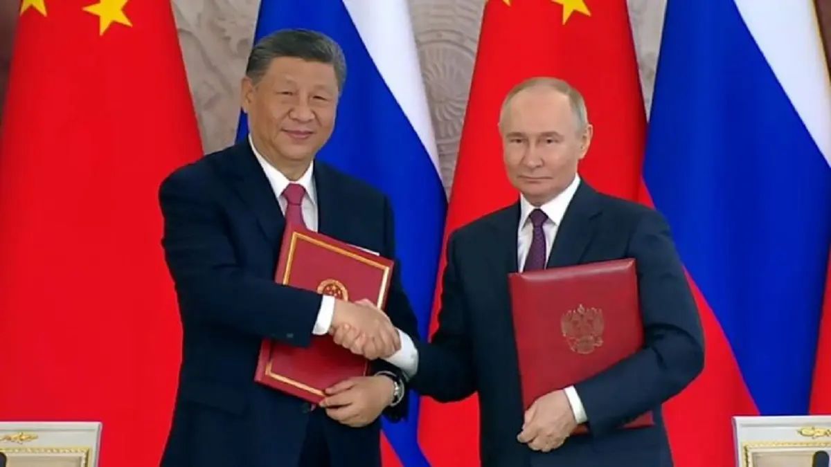 Presidents of Russia and China Vladimir Putin and Xi Jinping