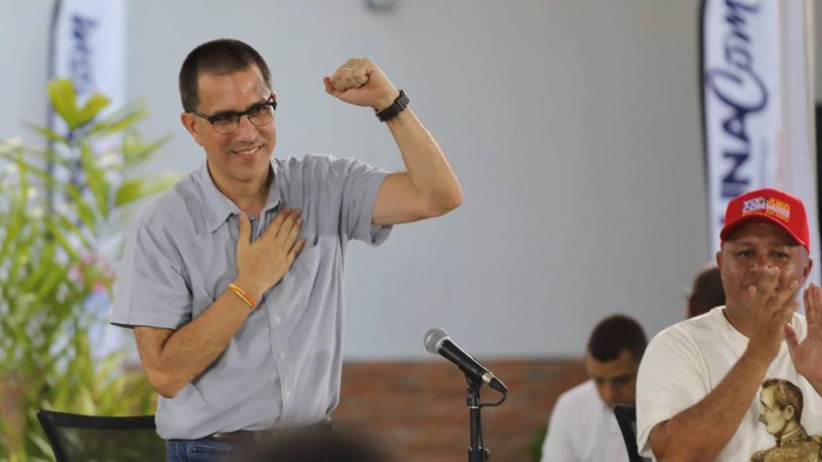 Rector de la Universidad Nacional de las Comunas (UNACOM), Jorge Arreaza