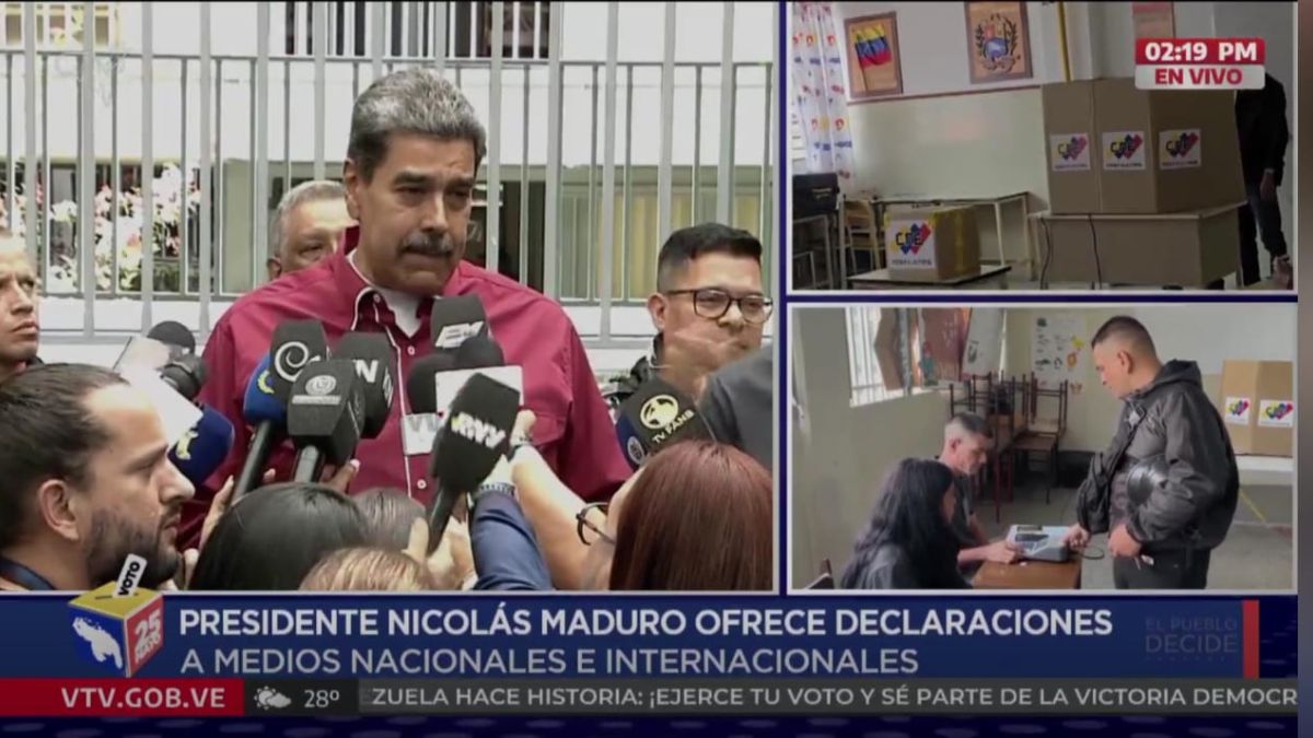 El presidente Nicolás Maduro ejerció su derecho al voto este domingo 25 de mayo