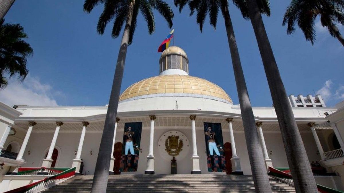 El parlamentario e historiador Líonel Muñoz ofrecerá el discurso de orden