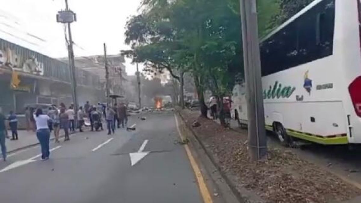 Colombia: Al menos seis muertos y más de 60 heridos en un ataque con ...