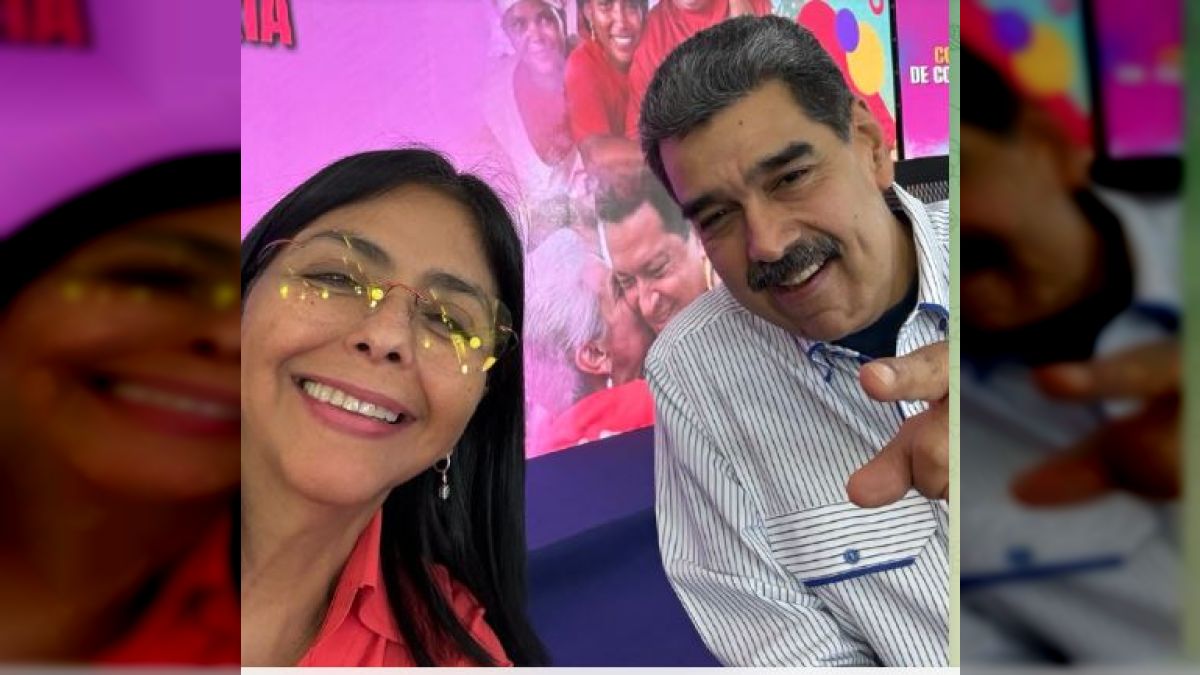 Delcy Rodríguez to the intriguing: Together with President Maduro consolidating Chávez's path!