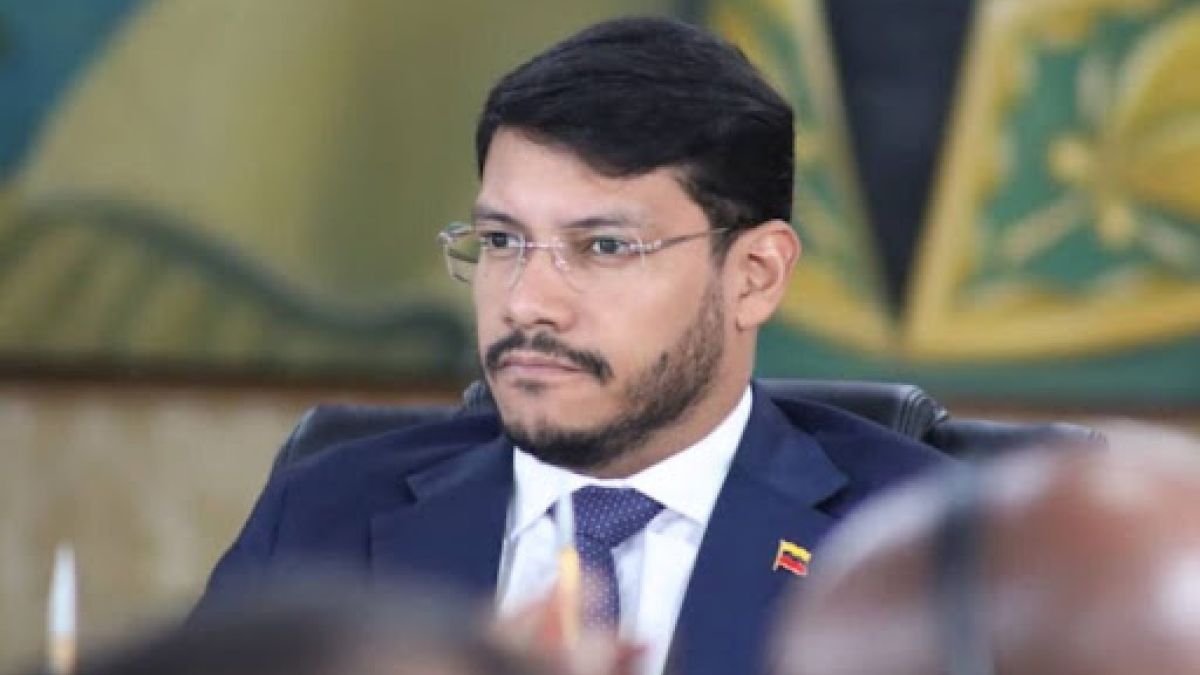 Peña destacó que un Estado que es amenazado y no se defiende “deja de ser Estado y renuncia a su dignidad”