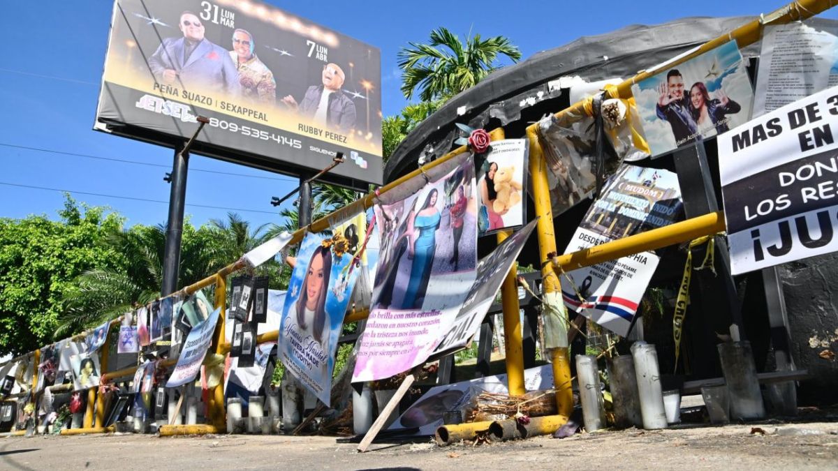 Family members of the 235 victims of the Jet Set tragedy demand justice ...