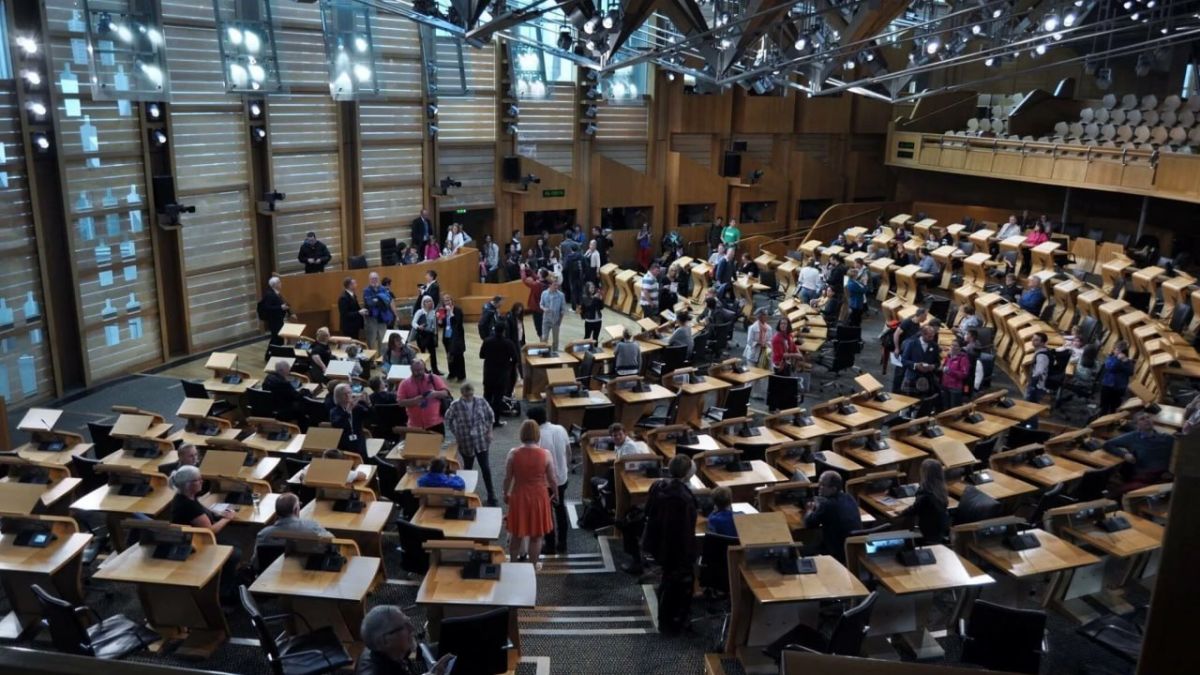 Scottish Parliament approves call for new independence referendum
